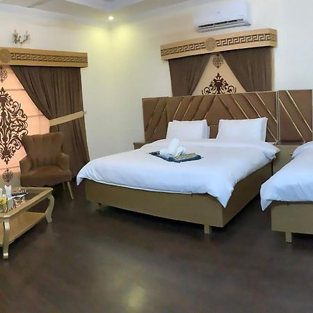 Clifton Royal Family Guest House Islamabad Exterior photo