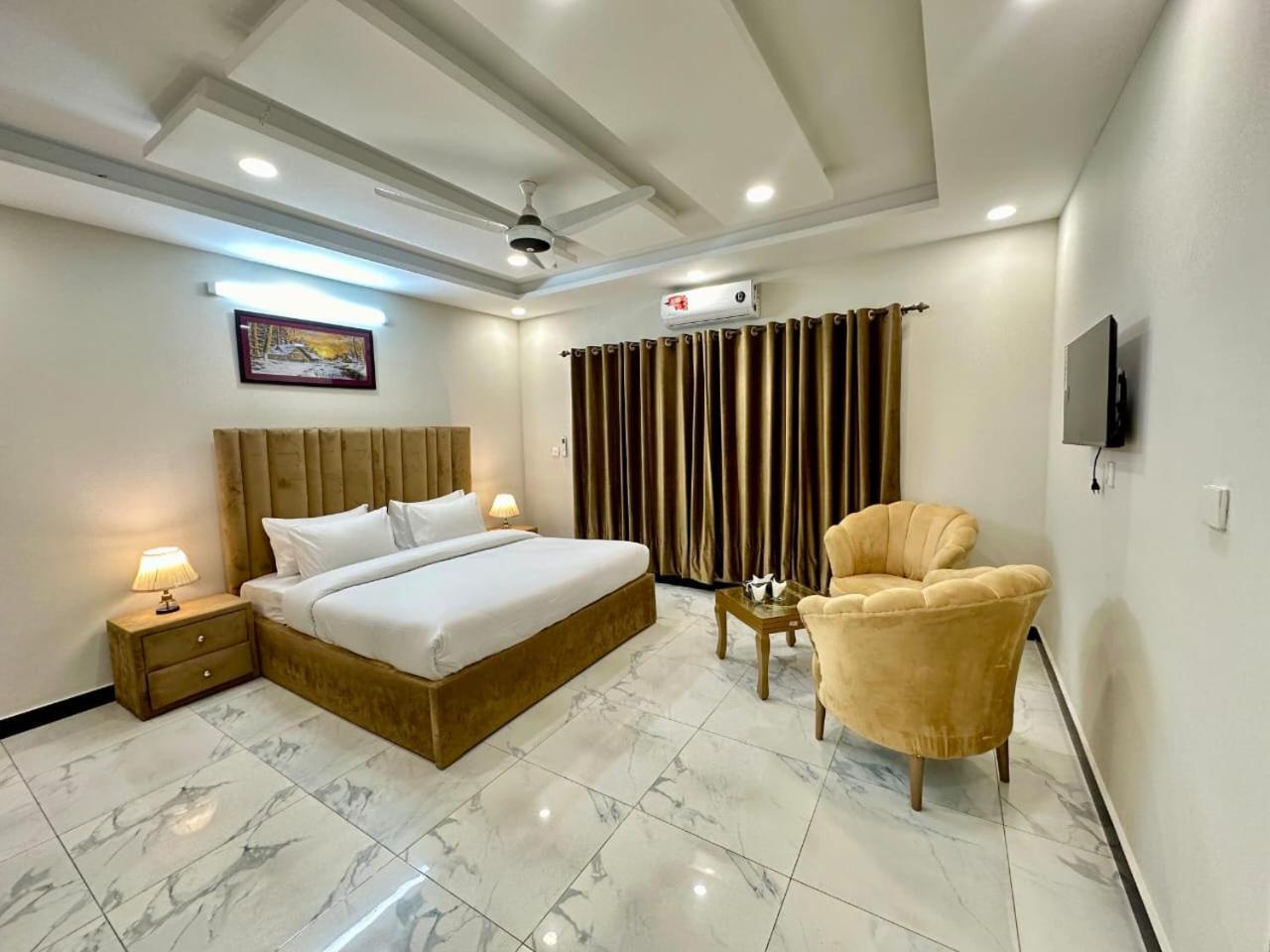 Clifton Royal Family Guest House Islamabad Exterior photo