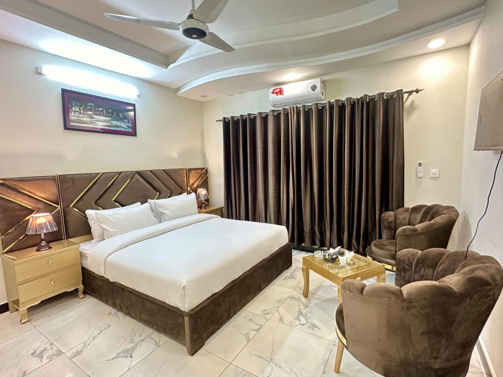 Clifton Royal Family Guest House Islamabad Exterior photo